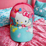 🎀 Детска шапка Hello Kitty – Сладка и цветна, като детска усмивка! 🎀